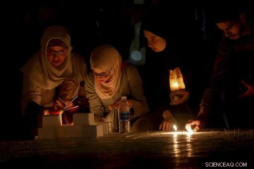 Earth Hour: Global Icons Dim Lights to Raise Climate Change Awareness