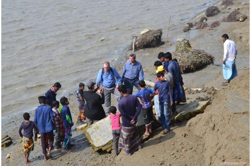Coastal Bangladesh Researchers Study Riverbank Erosion and Resilience Strategies