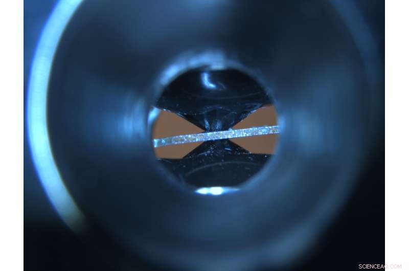 New Research Reveals Mantle Minerals Unlock Secrets of Earth s Deep Composition