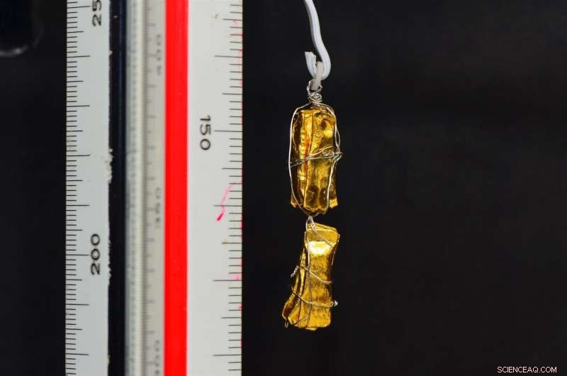 Lab Lava Experiments May Reveal New Iron Ore Deposits