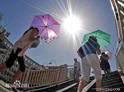 How Beijing s Urban Heat Island Effect Shapes Summer Air Temperatures