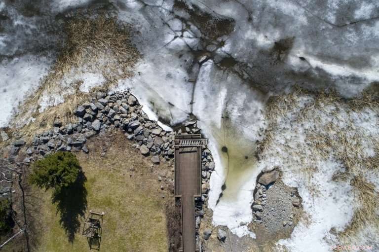 Spring Breaks the Ice: A Path Opens Through Finland s Frozen Archipelago