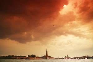 Saharan Dust’s Red Glow Helps Scientists Predict Future Volcanic Eruptions