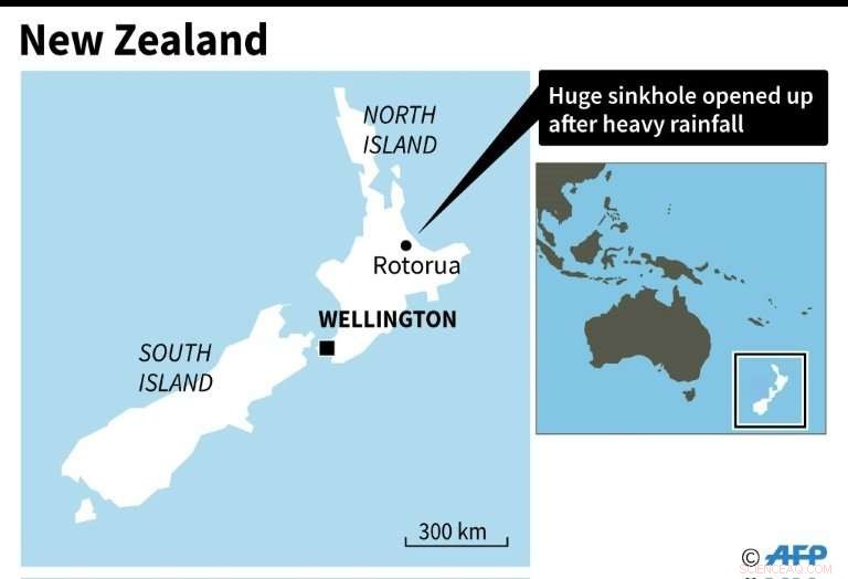 New Zealand Sinkhole Opens Window to 60,000-Year-Old Volcano