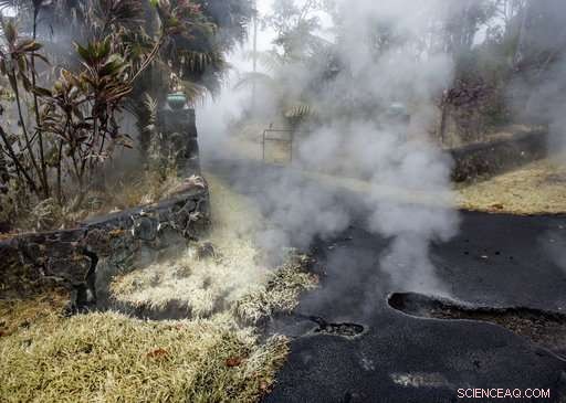 Volcanic Gases Trigger Mandatory Evacuation of Hawaii Residents