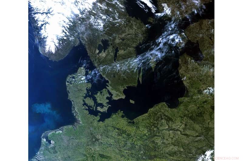 Copernicus Sentinel‑3B Satellite Captures First Images Over Antarctica