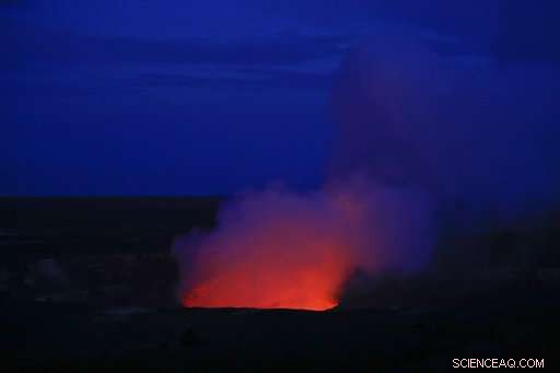 Scientists Warn of Rising Explosive Eruption Risk at Hawaii’s Kilauea Volcano