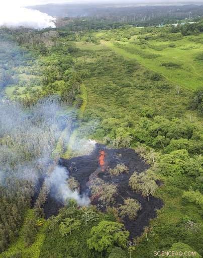 Kilauea Volcano Sparks New Evacuations Amid Rising Lava Fissure Activity