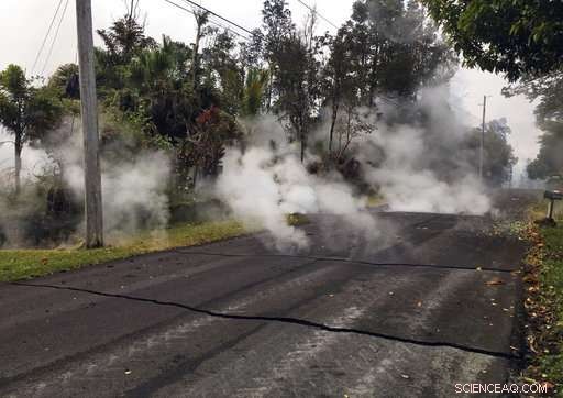 New Lava Fissure in Hawaii Triggers Additional Evacuations