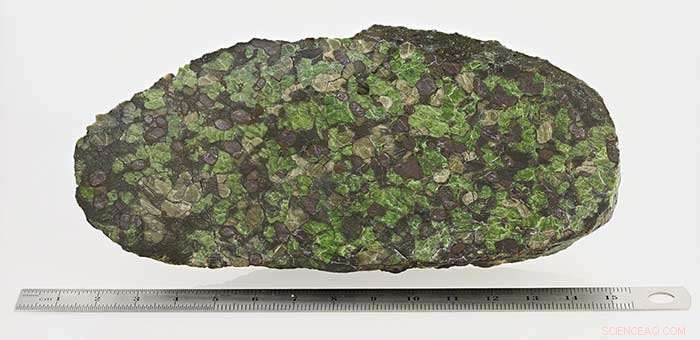 Smithsonian Safeguards a Premier Geology Rock Collection