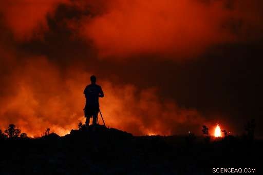 Lava Flow Devastates 4 Homes, Triggers Evacuation Plans in Hawaii
