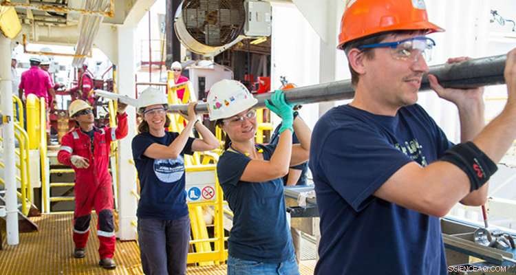 Unlocking Ocean Archives: Finding Answers to the 2004 Tsunami