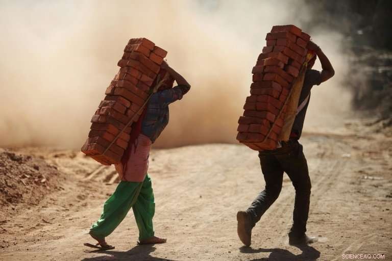 Earthquake Clears Smog from Nepal’s Brick Kilns, Improving Worker Health