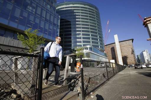 Rising Seas Spark Urgent Concerns for Boston s Low‑lying District