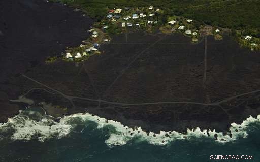 New Island Emerges as Kilauea Volcano’s Lava Floods Hawaii’s Bay