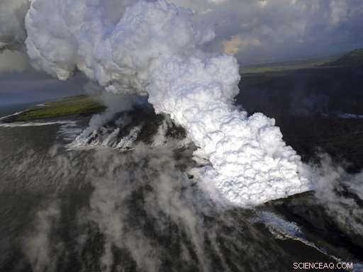 Scientists Reveal No Reliable Forecast for End of Hawaii Volcano Eruption