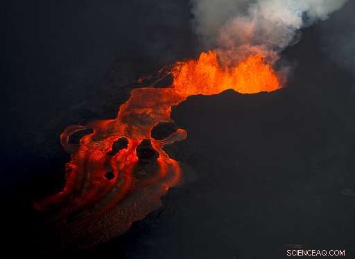 Hawaii Residents May Reenter Homes as Kilauea Lava Flow Stabilizes