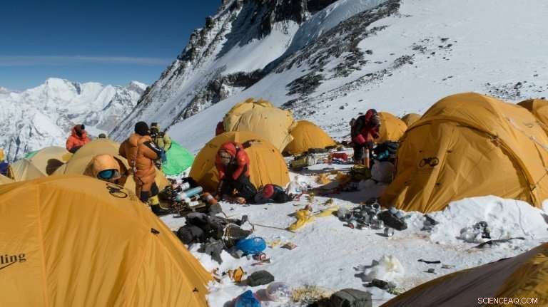 Mount Everest: A High‑Altitude Rubbish Crisis Unveiled
