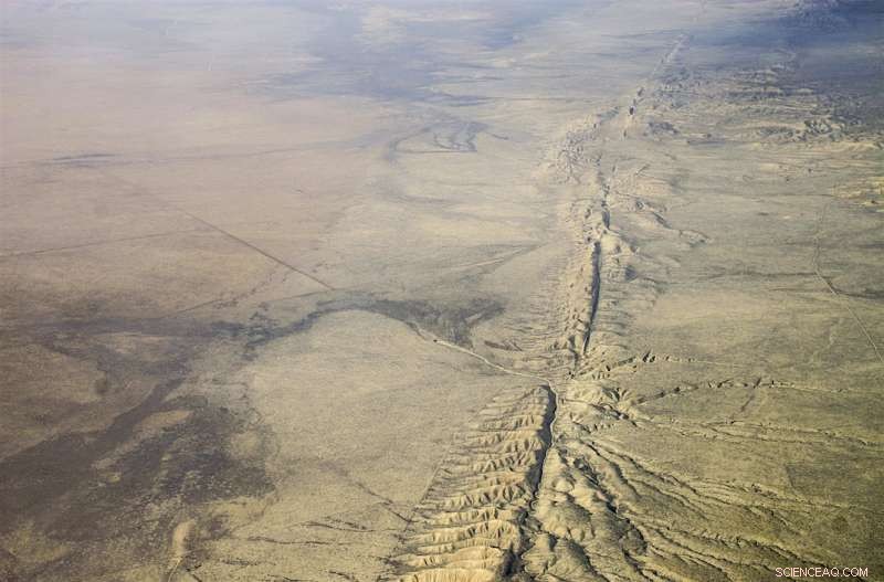 Slow Quakes on San Andreas Fault Heighten Threat of Major Earthquakes