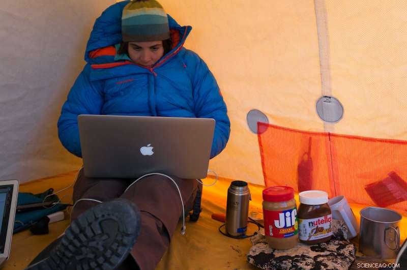 Advanced Ice‑Sheet Motion Model Enhances Sea‑Level Rise Forecasts