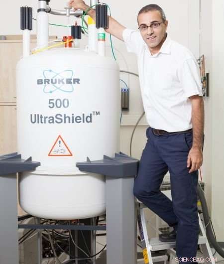 First Multidisciplinary Study Reveals How Young Corals Build Their Skeletons