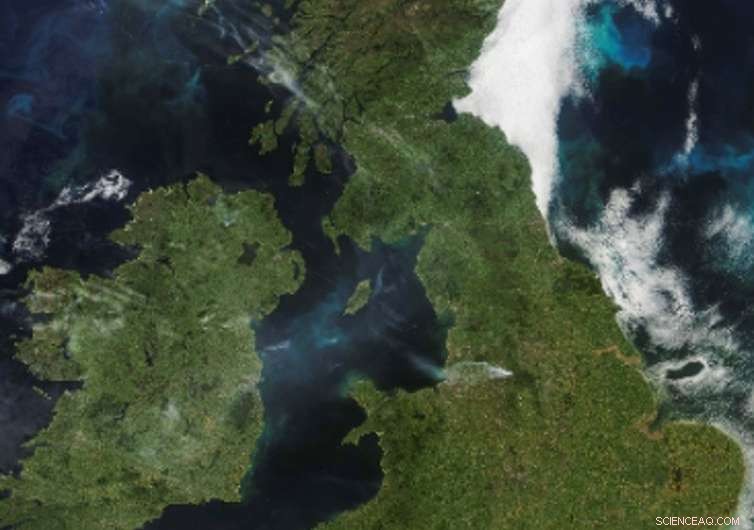 Climate Change Amplifies Wildfire Threats: Key Insights