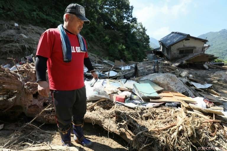 Intense Heatwave Strains Japan’s Post-Flood Recovery