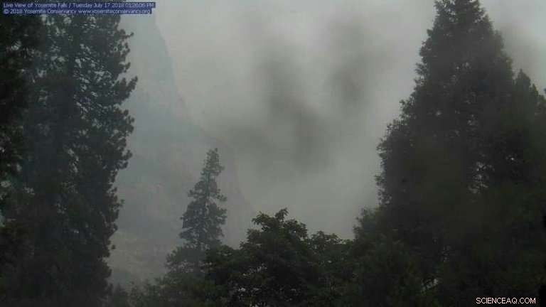 Yosemite Blaze Escalates: One Firefighter Killed, Two Injured