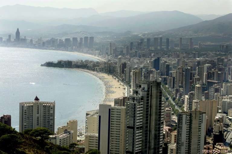 Greenpeace Reveals Spain’s Coastal Development Has Doubled Over 30 Years