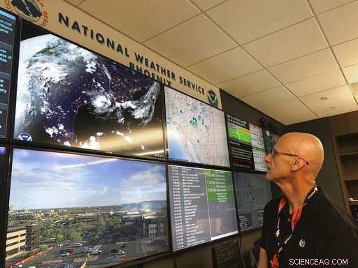 Phoenix Faces Extreme Heat: Urban Heat Island Intensifies 100°F+ Temperatures (Update)