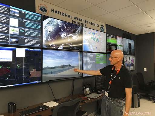 Phoenix Faces Extreme Heat: Urban Heat Island Intensifies 100°F+ Temperatures (Update)