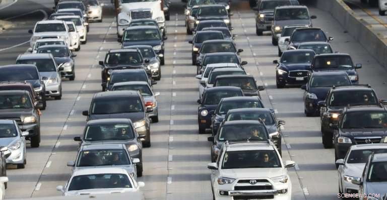 Trump Administration Aims to Revoke Obama‑Era Fuel Efficiency Standards