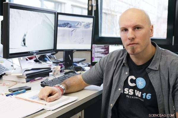 Unveiling the Intricate Mechanics of Avalanches Through 3‑D Simulation