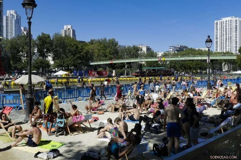 Europe Faces Near‑Record Heatwave, Residents Seek Relief