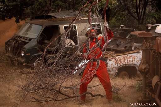 14,000 Firefighters Battle 18 Major California Fires