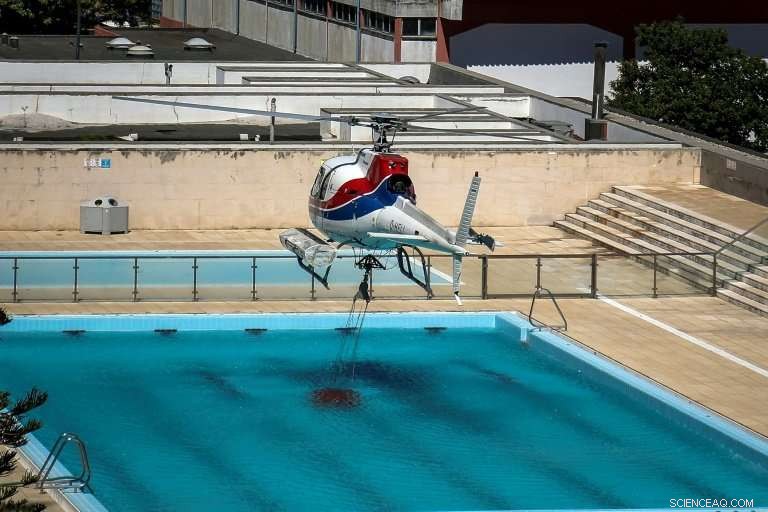 Intense Smoke Blanket Over Southern Portugal Beaches Amid Ongoing Wildfires