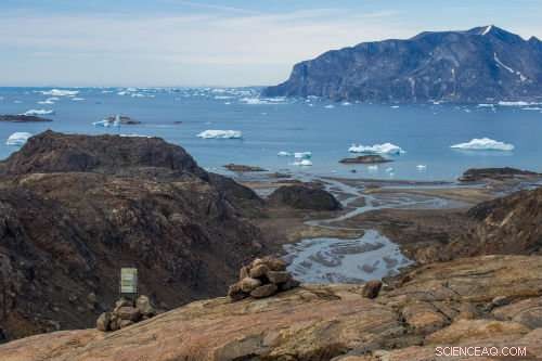 How Last Ice Age Ice Sheets Deposited Silica into the Oceans