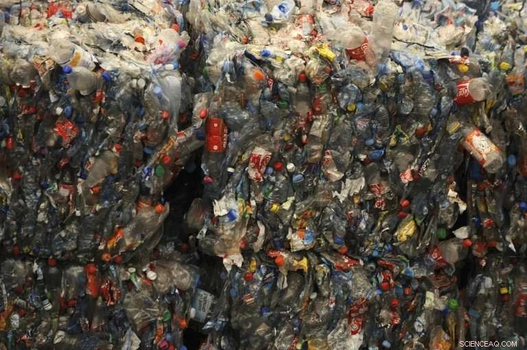 France to Impose Penalties on Non‑Recycled Plastic Packaging in 2025