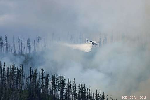 Glacier National Park Among Latest US Parks Threatened by Western Wildfires