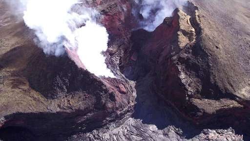 Scientists Lower Alert Level for Hawaii s Kilauea Volcano Amid Reduced Activity