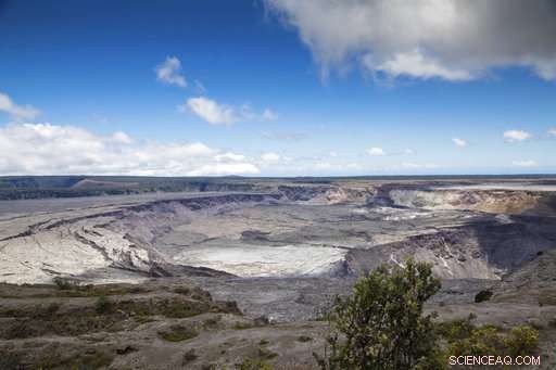 Scientists Lower Alert Level for Hawaii s Kilauea Volcano Amid Reduced Activity