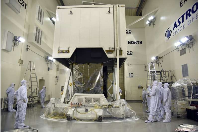 NASA Deploys Advanced Laser to Track Earth s Changing Ice