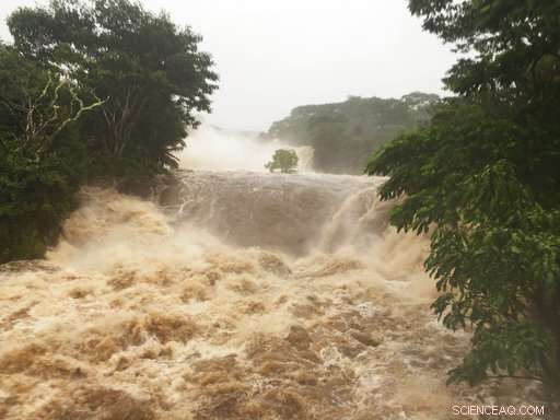 Five Individuals Rescued Amid Flooding During Hurricane s Heavy Rainfall in Hawaii
