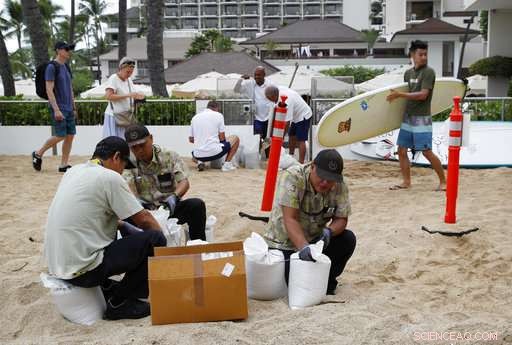 Five Individuals Rescued Amid Flooding During Hurricane s Heavy Rainfall in Hawaii
