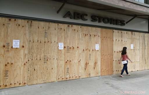 Hurricane Lane Weakens to Tropical Storm Before Hawaii Arrival