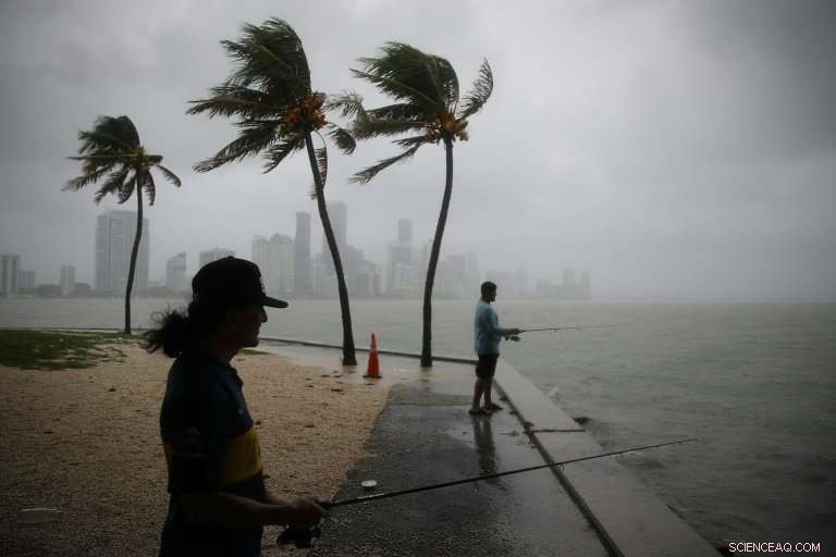 Hurricane Alerts Issued as Gulf Coast Prepares for Tropical Storm Gordon