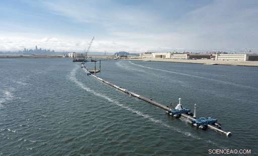 Innovative U‑Shaped Boom Aims to Contain Pacific Ocean Plastic Waste