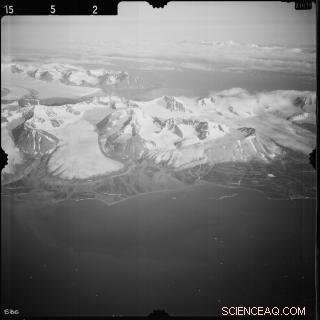 Historic Photographs Reveal Fresh Clues About Climate Change