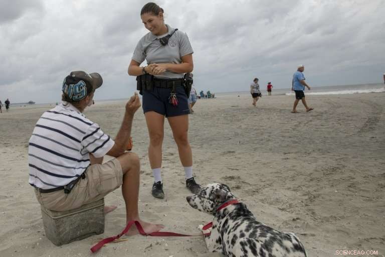 Myrtle Beach Residents Evacuate as Hurricane Florence Threatens