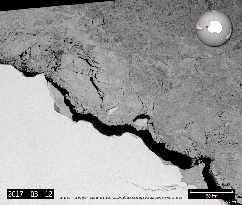 Massive Iceberg Breaks Free from Larsen C Ice Shelf